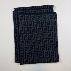 F Print Scarf